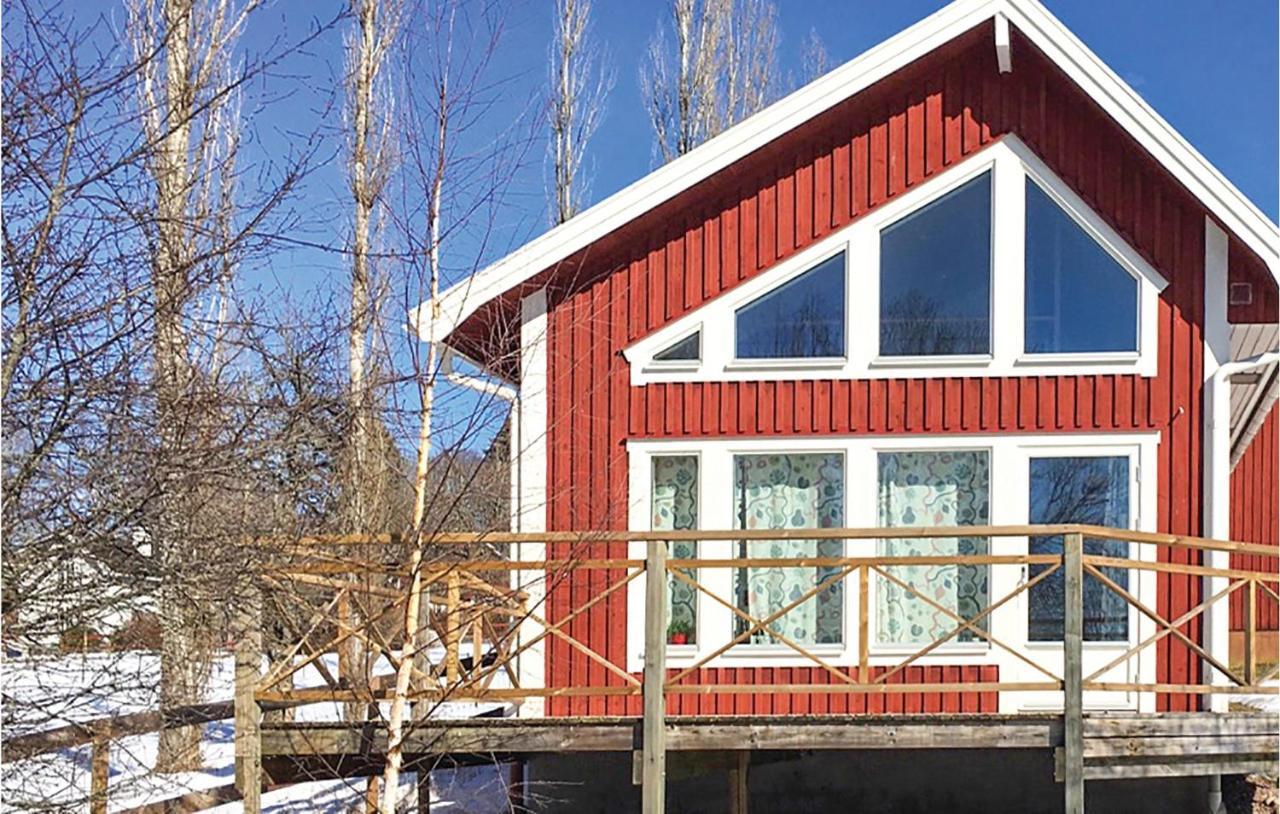 Awesome Home In Vimmerby With Wifi 외부 사진