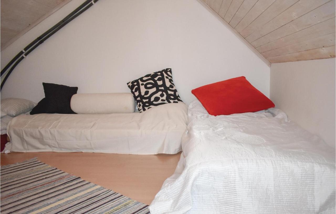 Awesome Home In Vimmerby With Wifi 외부 사진