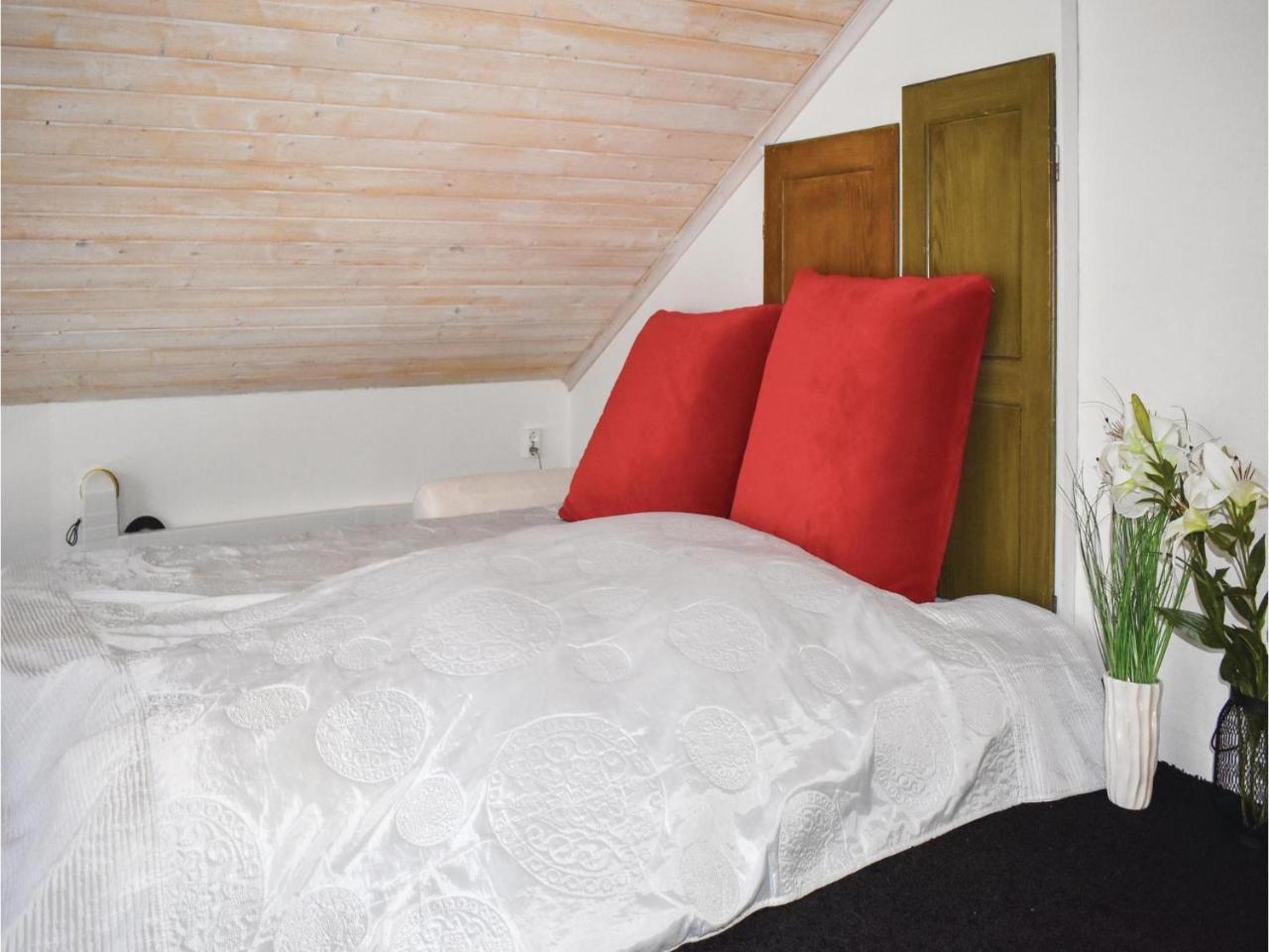 Awesome Home In Vimmerby With Wifi 외부 사진
